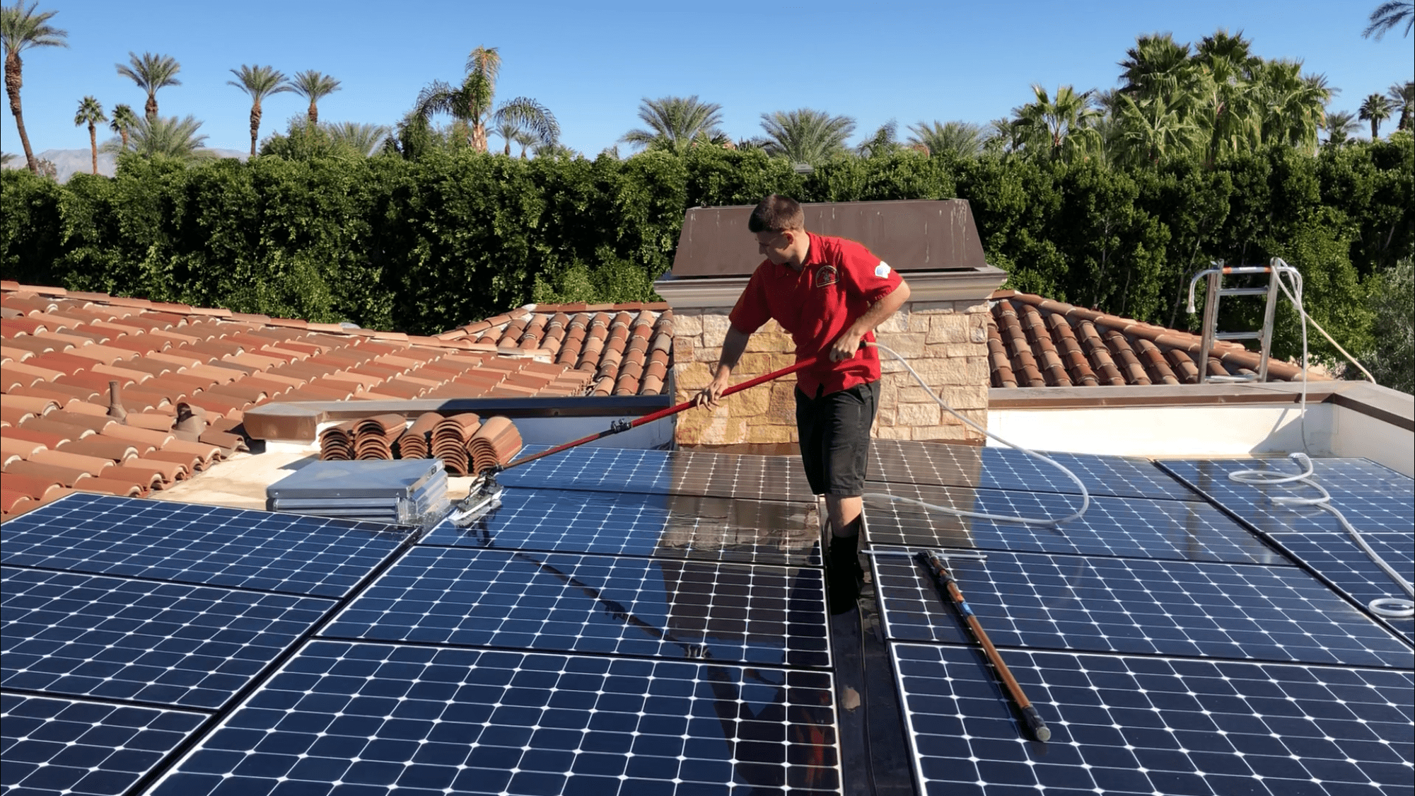 Cleaning solar panels to increase their efficiency