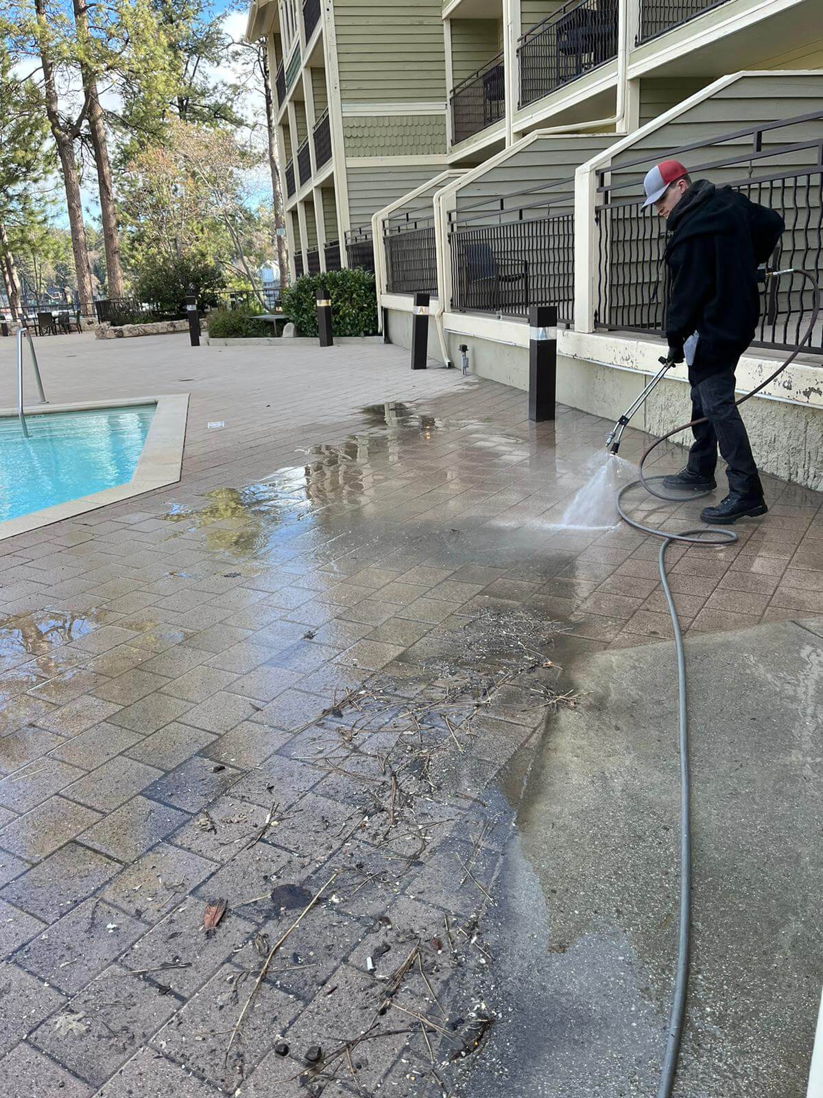 Pressure washing services in Southern California
