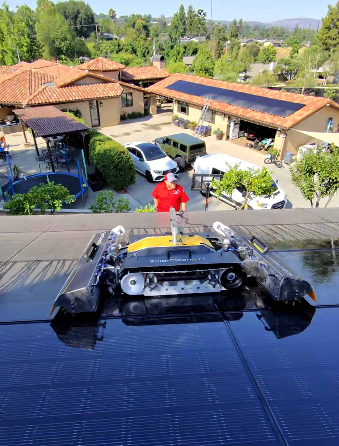 Solar panel cleaning services in Southern California